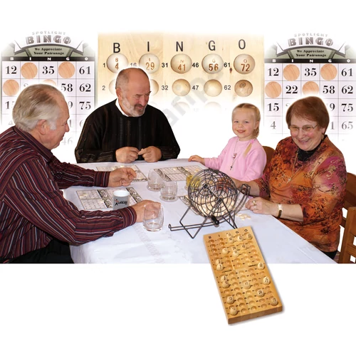 Bingóval játszó család