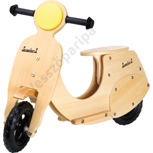 Natúr fa robogó motor 