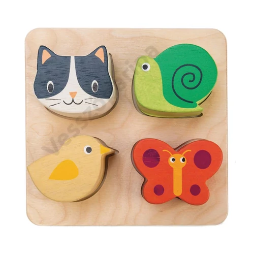 Tender Leaf Toys tapintásfejlesztő formalap készségfejlesztő fa játék