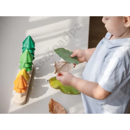 Plantoys fák sorba rendező játék
