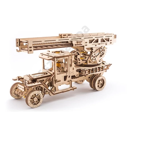 UGEARS létrás tűzoltóautó mechanikus modellkészlet