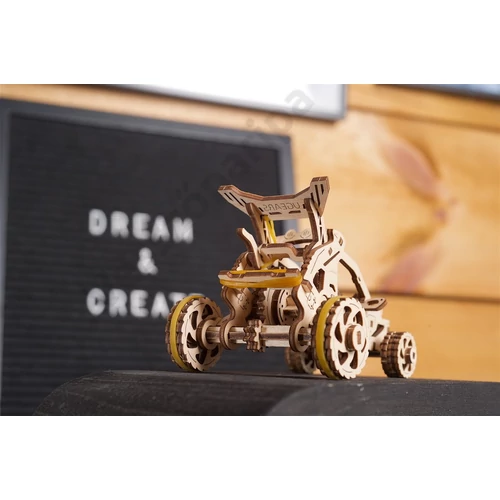 UGEARS Mini Buggy hátúlja