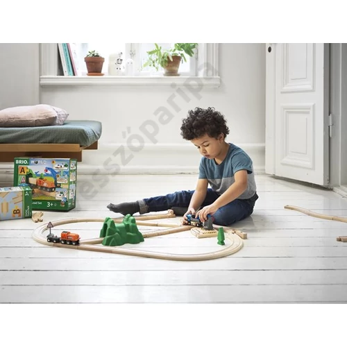 Brio 33394 13 részes kezdő sínkészlet játék közben