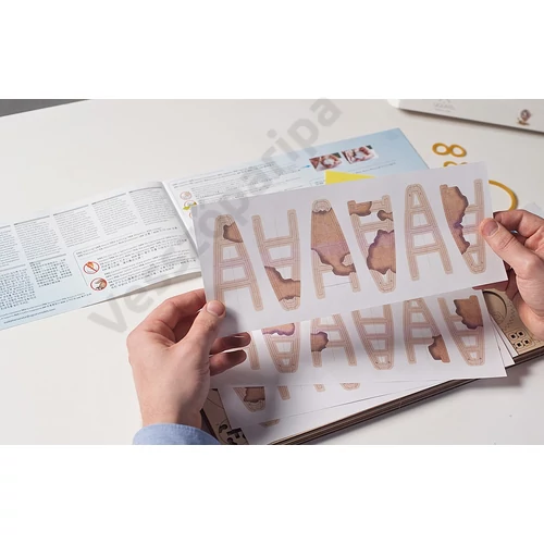 UGEARS Glóbusz alap elemek