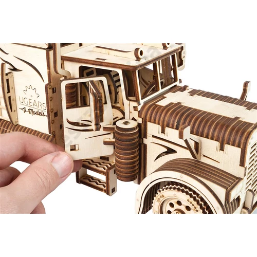 UGEARS Heavy Boy truck VM-03 kamion nyitható ajtó