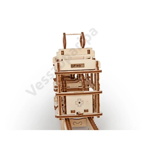 UGEARS Villamos elölről